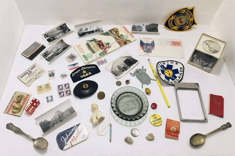 JUNK DRAWER LOT MAP OLD PHOTOS PINS PATCHES BUTTONS STAMPS SPOONS COIN CIVIL WAR